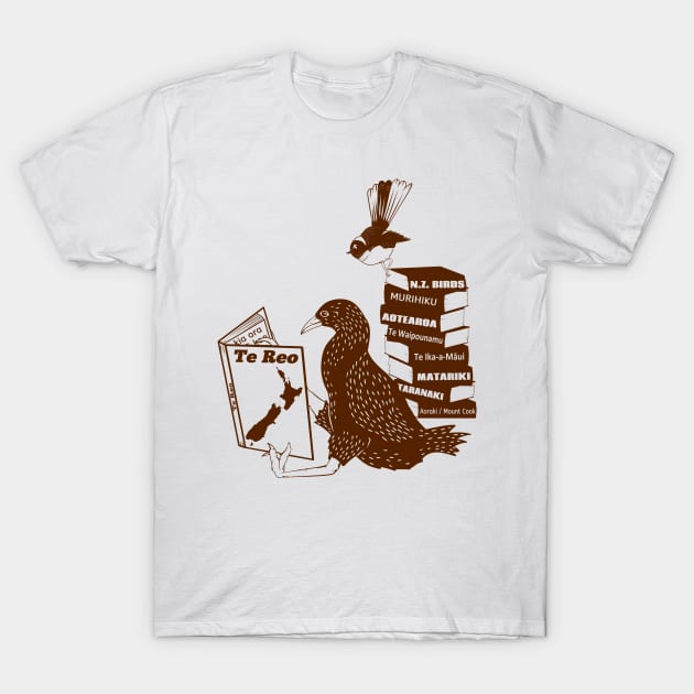 NZ birds learning Te Reo Maori T-Shirt by mailboxdisco